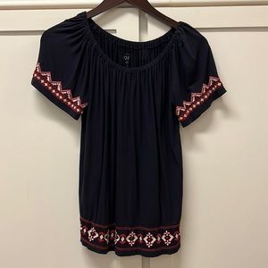 Navy embroidered on or off shoulder top